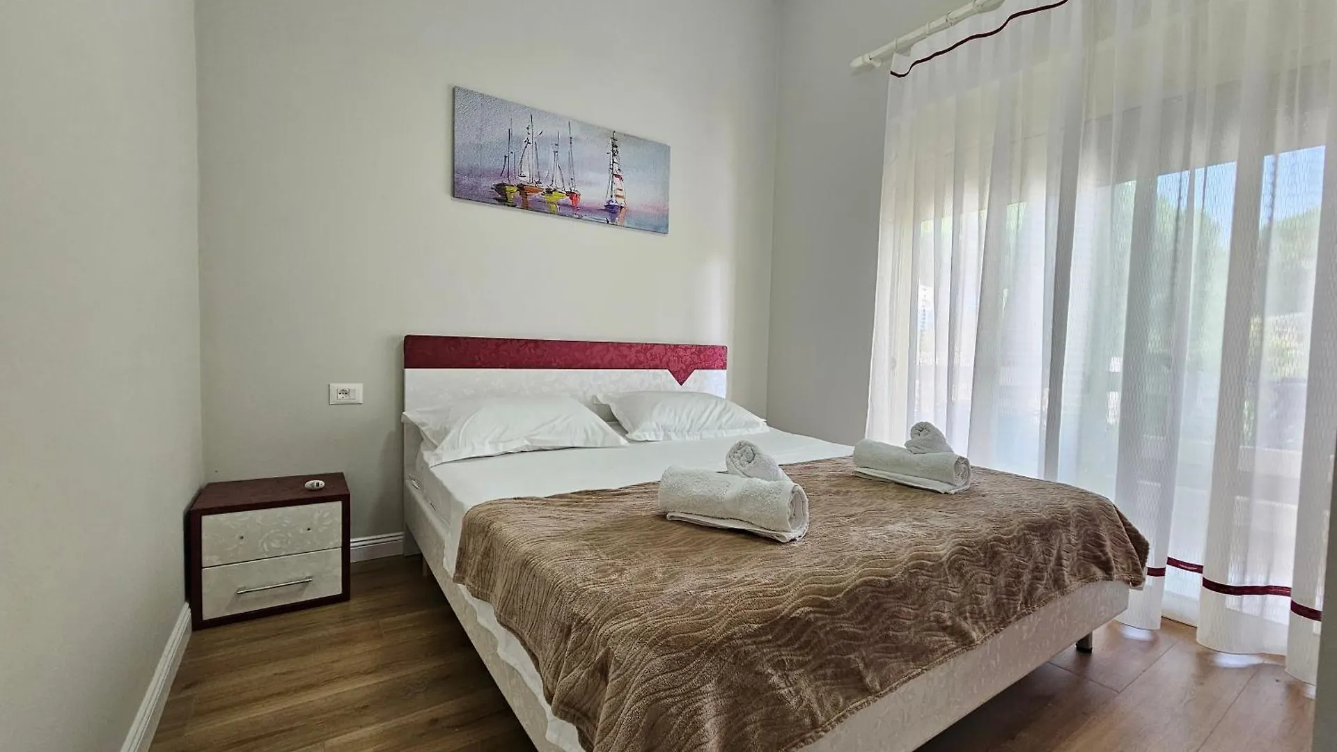 Apheartments In The Bay Of Lalzi, Lura 1 Apartment Plazhi San Pietro