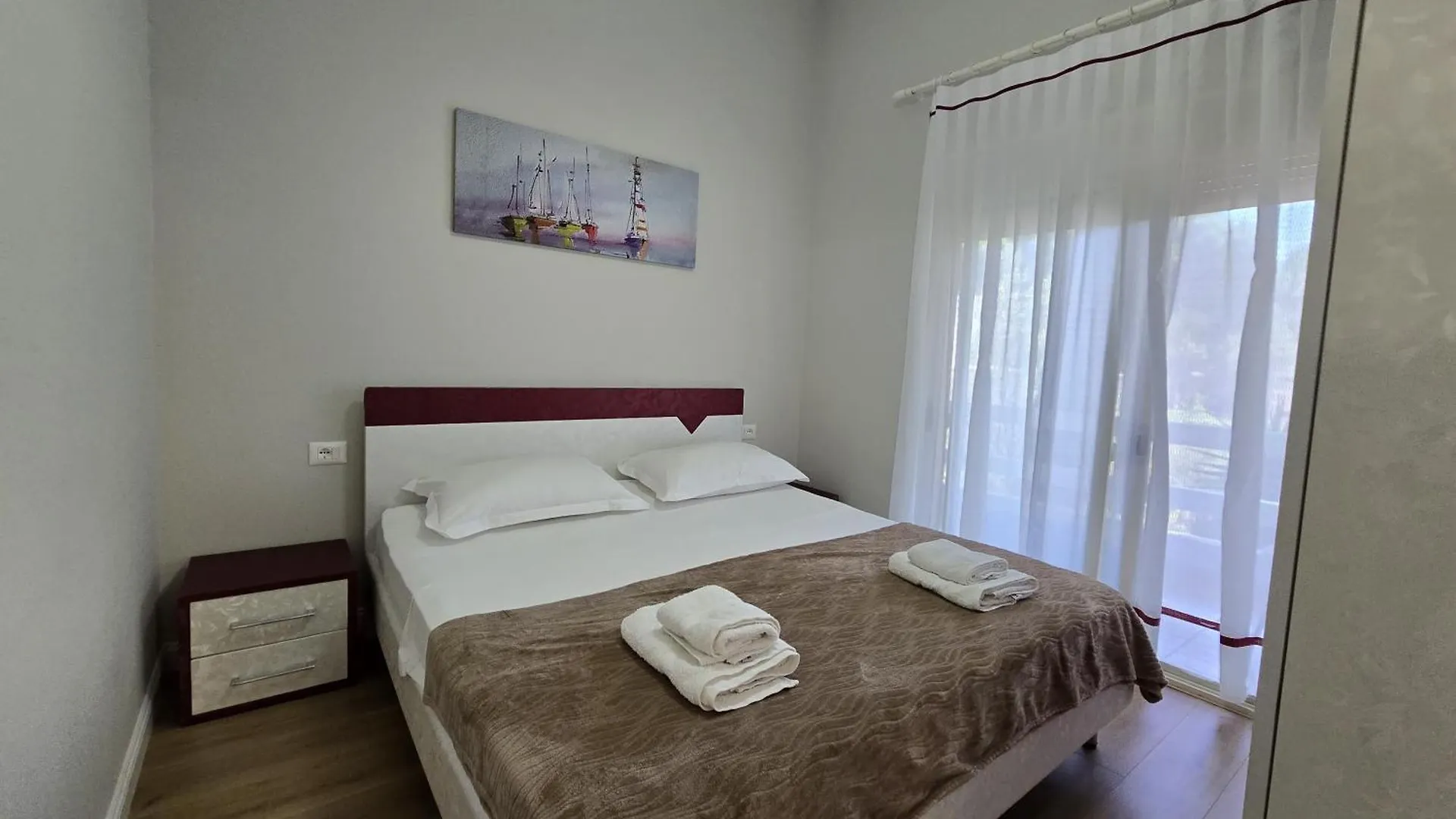 Apheartments In The Bay Of Lalzi, Lura 1 Apartment Plazhi San Pietro